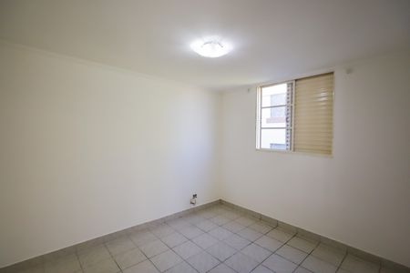 Apartamento à venda com 43m², 2 quartos e 1 vaga Apartamento à venda com 43m², 2 quartos e 1 vagaQuarto 2