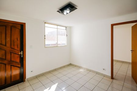 Apartamento à venda com 43m², 2 quartos e 1 vaga Apartamento à venda com 43m², 2 quartos e 1 vagaSala