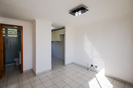 Sala de apartamento à venda com 2 quartos, 43m² em Jardim Aparecida, São Paulo