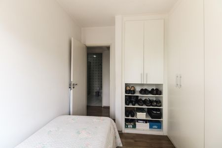 Apartamento à venda com 74m², 3 quartos e 1 vagaQuarto 2