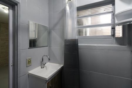 Casa para alugar com 20m², 1 quarto e sem vaga Casa para alugar com 20m², 1 quarto e sem vagaBanheiro