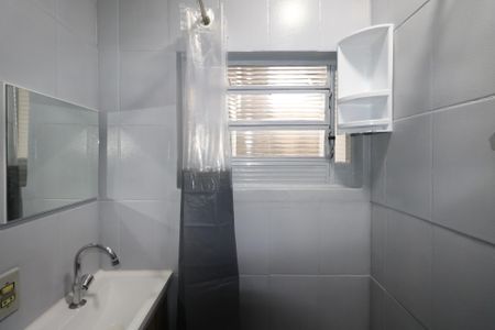 Casa para alugar com 20m², 1 quarto e sem vaga Casa para alugar com 20m², 1 quarto e sem vagaBanheiro