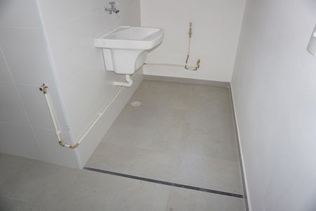 Lavanderia de apartamento para alugar com 2 quartos, 52m² em Jardim de Lourdes, Embu das Artes