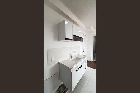 Cozinha e Área de Serviço de apartamento para alugar com 2 quartos, 31m² em Parque Erasmo Assunção, Santo André