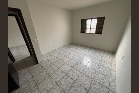Casa para alugar com 300m², 3 quartos e 3 vagasSala