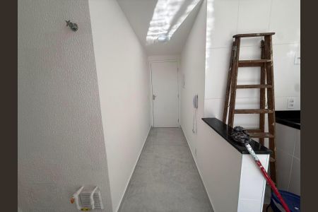 Corredor de apartamento à venda com 2 quartos, 39m² em Jardim Maringa, São Paulo