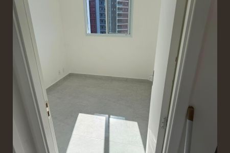 Quarto de apartamento à venda com 2 quartos, 39m² em Jardim Maringa, São Paulo