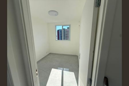 Quarto de apartamento à venda com 2 quartos, 39m² em Jardim Maringa, São Paulo