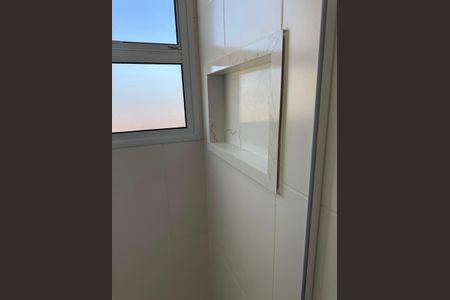 Banheiro de apartamento à venda com 2 quartos, 39m² em Jardim Maringa, São Paulo