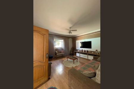 Casa à venda com 360m², 3 quartos e 2 vagas