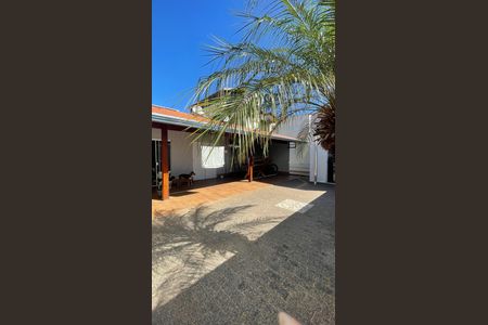 Casa à venda com 3 quartos, 360m² em Jardim Melina I, Campinas