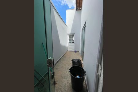 Casa à venda com 3 quartos, 360m² em Jardim Melina I, Campinas