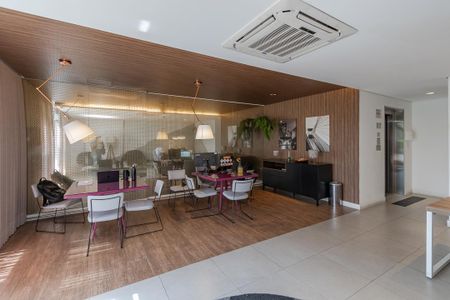 Studio à venda com 34m², 1 quarto e 1 vaga Studio à venda com 34m², 1 quarto e 1 vagaCoworking