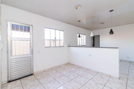 Casa para alugar com 60m², 1 quarto e sem vaga Casa para alugar com 60m², 1 quarto e sem vagaSala