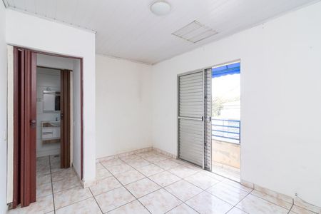 Quarto de casa para alugar com 1 quarto, 60m² em Vila Nhocuné, São Paulo