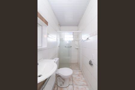 Banheiro de casa para alugar com 1 quarto, 60m² em Vila Nhocuné, São Paulo