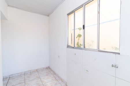 Área de Serviço de casa para alugar com 1 quarto, 60m² em Vila Nhocuné, São Paulo