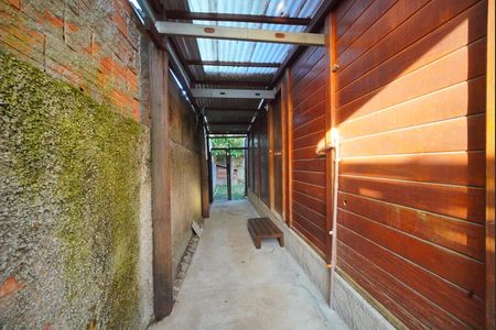 Área externa de casa para alugar com 2 quartos, 390m² em Rio Tavares, Florianópolis