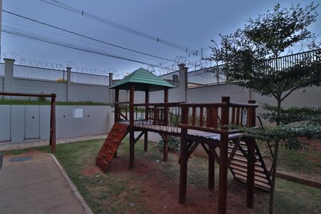 Apartamento para alugar com 49m², 2 quartos e 1 vagaÁrea comum - Playground