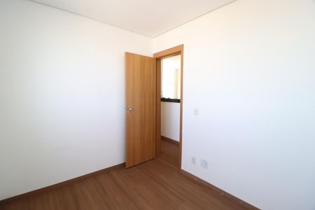 Apartamento para alugar com 49m², 2 quartos e 1 vagaQuarto 2