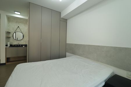 Apartamento para alugar com 42m², 1 quarto e 1 vagaSala/Quarto