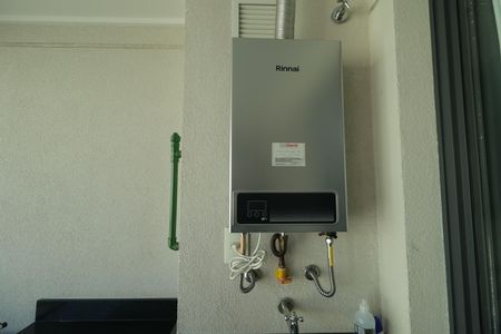 Apartamento para alugar com 42m², 1 quarto e 1 vagaAquecedor