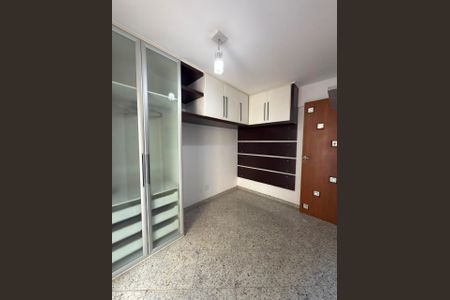 Apartamento para alugar com 77m², 2 quartos e 2 vagas Apartamento para alugar com 77m², 2 quartos e 2 vagasQuarto