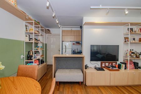 Apartamento à venda com 67m², 3 quartos e 1 vaga Apartamento à venda com 67m², 3 quartos e 1 vagaSala