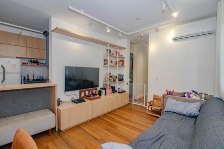 Apartamento à venda com 67m², 3 quartos e 1 vaga Apartamento à venda com 67m², 3 quartos e 1 vagaSala