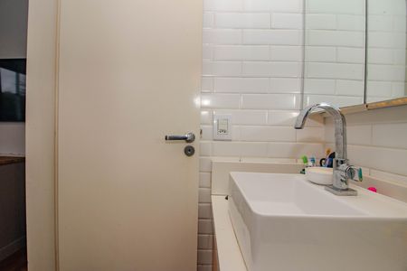 Apartamento à venda com 67m², 3 quartos e 1 vaga Apartamento à venda com 67m², 3 quartos e 1 vagaBanheiro da Suíte