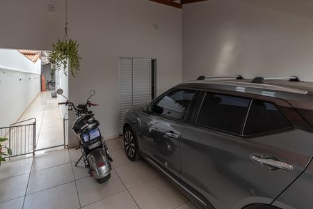 Garagem  de casa à venda com 2 quartos, 125m² em Jardim Dal’orto, Sumaré