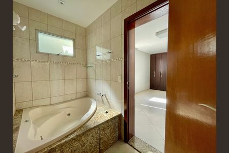 Apartamento para alugar com 4 quartos, 200m² em Palmares, Belo Horizonte