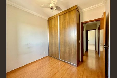 Apartamento para alugar com 4 quartos, 200m² em Palmares, Belo Horizonte
