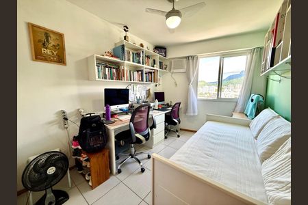 Apartamento para alugar com 79m², 3 quartos e 1 vaga Apartamento para alugar com 79m², 3 quartos e 1 vagaQuarto