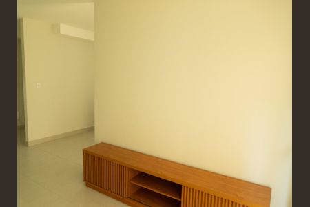 Sala de apartamento para alugar com 2 quartos, 62m² em Balneário Tropical, Paulínia