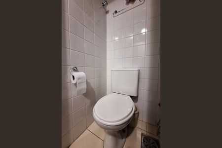 Apartamento à venda com 150m², 3 quartos e 2 vagas Apartamento à venda com 150m², 3 quartos e 2 vagasBanheiro de serviço