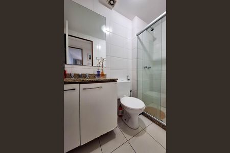 Apartamento à venda com 150m², 3 quartos e 2 vagas Apartamento à venda com 150m², 3 quartos e 2 vagasBanheiro Social