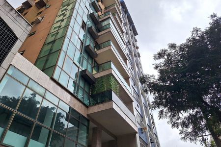Apartamento à venda com 150m², 3 quartos e 2 vagas Apartamento à venda com 150m², 3 quartos e 2 vagasFachada