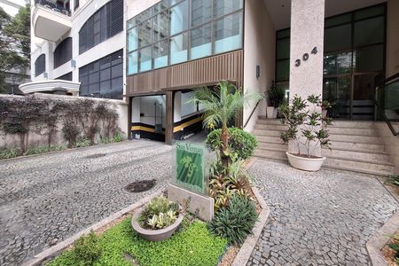 Fachada de apartamento para alugar com 3 quartos, 150m² em Icaraí, Niterói