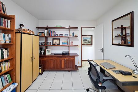 Apartamento à venda com 150m², 3 quartos e 2 vagas Apartamento à venda com 150m², 3 quartos e 2 vagasQuarto 1