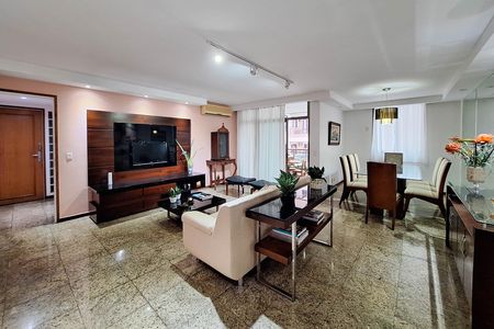 Apartamento para alugar com 3 quartos, 150m² em Icaraí, Niterói