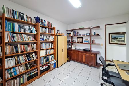 Apartamento à venda com 150m², 3 quartos e 2 vagas Apartamento à venda com 150m², 3 quartos e 2 vagasQuarto 1