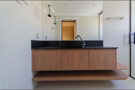 Banheiro de kitnet/studio para alugar com 1 quarto, 32m² em Sacomã, São Paulo