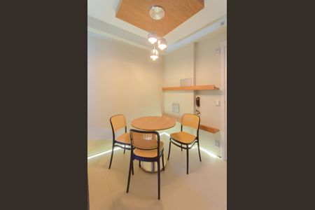 Studio para alugar com 32m², 1 quarto e sem vaga Studio para alugar com 32m², 1 quarto e sem vagaCozinha
