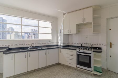 Apartamento à venda com 105m², 3 quartos e 1 vaga Apartamento à venda com 105m², 3 quartos e 1 vagaCozinha