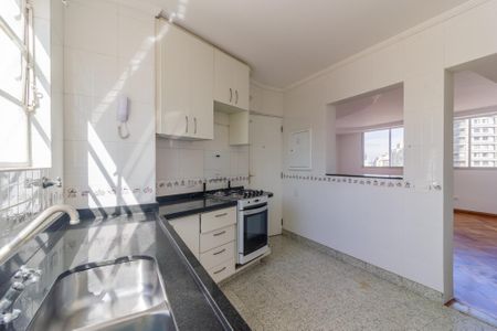 Apartamento à venda com 105m², 3 quartos e 1 vaga Apartamento à venda com 105m², 3 quartos e 1 vagaCozinha