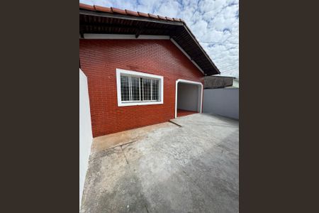 Casa para alugar com 210m², 2 quartos e 2 vagas Casa para alugar com 210m², 2 quartos e 2 vagasÁrea comum