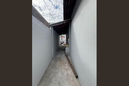 Casa para alugar com 210m², 2 quartos e 2 vagas Casa para alugar com 210m², 2 quartos e 2 vagasCorredor