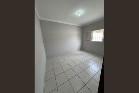Quarto de casa para alugar com 2 quartos, 210m² em Jardim Santana, Hortolândia