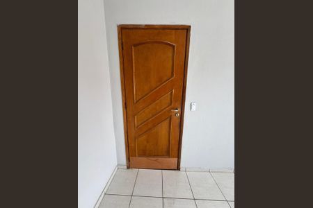 Sala de casa para alugar com 2 quartos, 210m² em Jardim Santana, Hortolândia